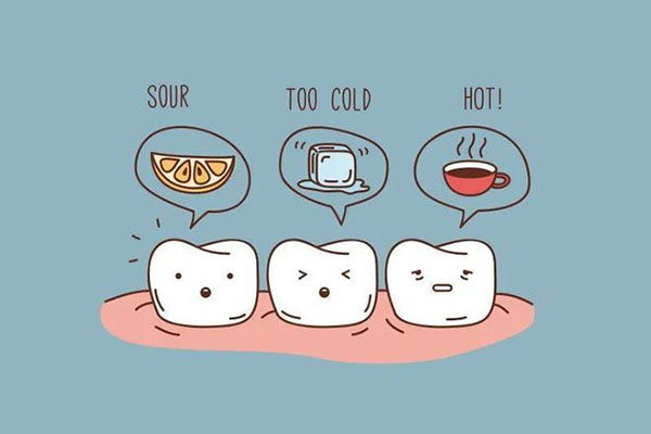 义齿材料过敏症状表现(义齿材料过敏症状表现有哪些)