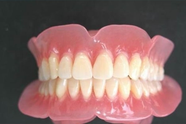 热固化型基托树脂的发热固化反应温度范围(热固化型基托树脂调和后物理变化