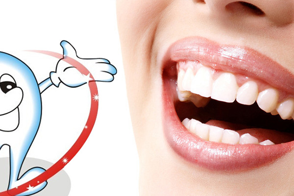牙齿表面有黑点点是怎么回事(牙齿上的黑点点怎么去除)