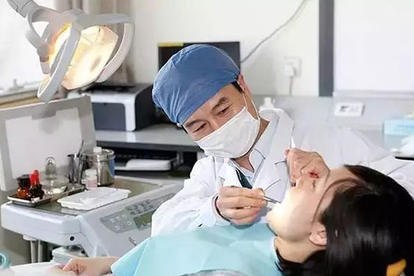 儿童九岁掉牙正常吗怎么办(儿童九岁掉牙正常吗怎么办呀)