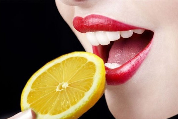 牙齿遇冷遇热过敏怎么办吃什么药(牙齿遇冷遇热过敏怎么办吃什么药最好)