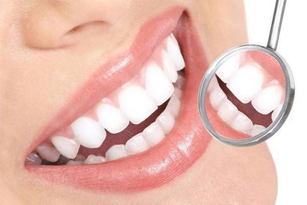 7岁儿童换牙后牙齿发黑怎么办呢(7岁儿童换牙后牙齿发黑怎么办呢图片)