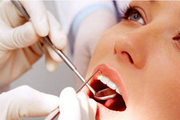 吃四环素牙齿会变黑吗为什么(吃四环素牙齿会变黑吗为什么不能吃)