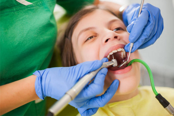 3岁孩子地包天矫正最佳时间(三岁小孩地包天需要矫正吗)