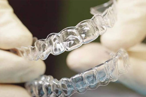 牙齿拥挤一定要拔牙矫正吗载(牙齿拥挤能不能不拔矫正)