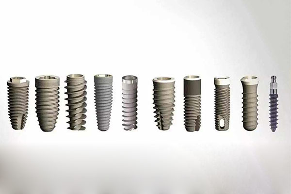 上海种牙能走医保吗多少钱(上海种牙