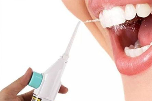氟斑牙如何形成的(氟斑牙怎么造成的