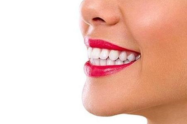 牙齿色素沉淀的食物有哪些(牙齿色素