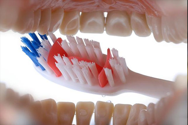 小孩根尖炎症状(小孩根尖炎症状与治