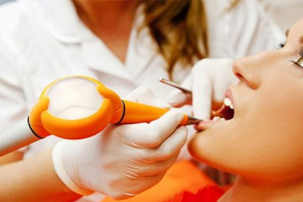 地包天导致鼻基底凹陷能矫正吗(地包