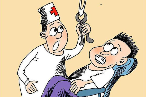 牙齿脱落是身体发出的健康警报吗？中老年口腔专家揭示缺牙与