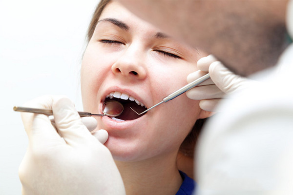 如何快速拔牙不痛？中老年口腔为您