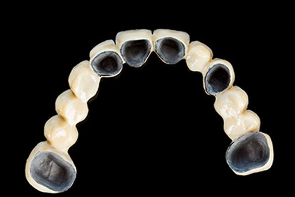 德国威兰德全瓷牙冠：中老年缺牙患者的高效修复方案，啃苹果