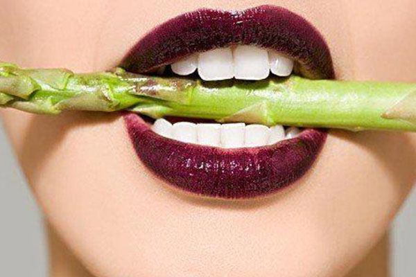 牙髓炎如何快速引流？中老年口腔为您解决牙痛难题！