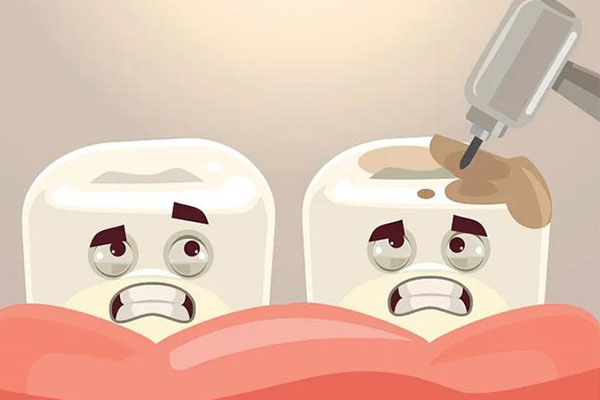 中老年口腔：牙齿变黑怎么办？别担