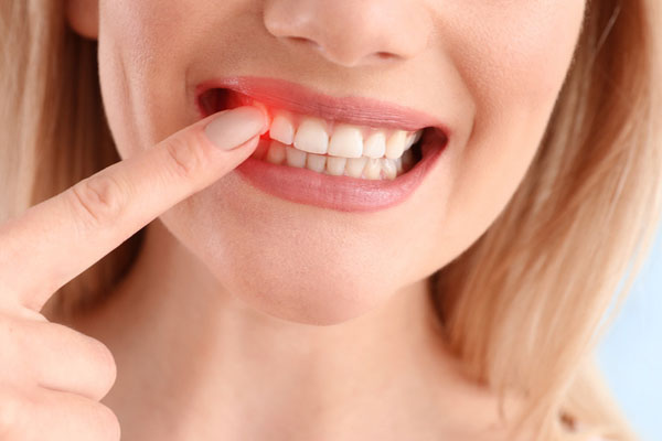 紧急！小孩牙疼怎么办？中老年口腔专家支招！