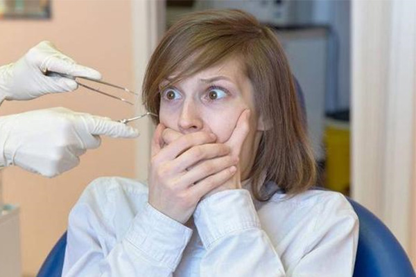 小孩子拔牙会怎么样呢