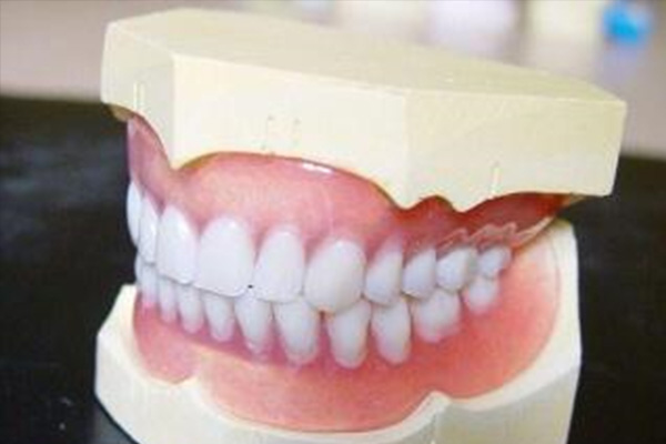 牙齿缺失严重怎么办？中老年口腔批