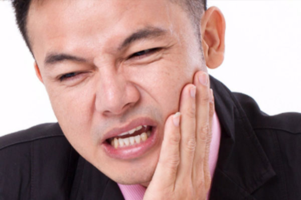 牙疼难忍冷热刺激加剧？中老年口腔