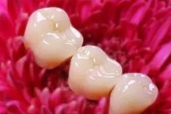 牙髓炎发作难忍受？这份饮食指南帮你缓解疼痛保护牙齿