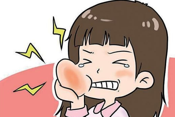 牙碰到凉水就疼是怎么回事？中老年