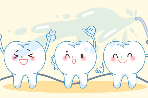 洗牙加冷光美白多少钱一次？中老年